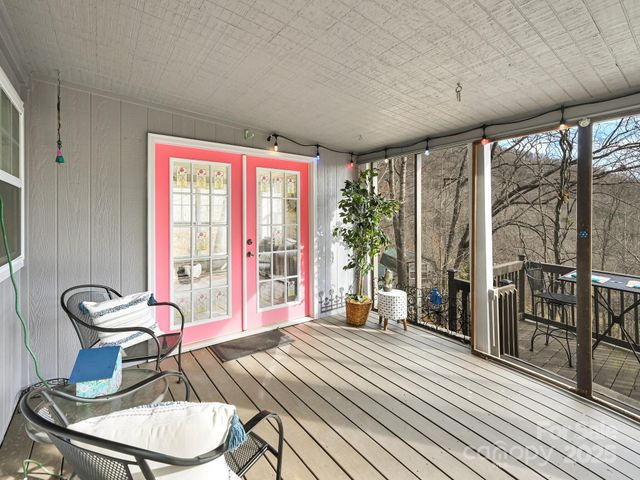 90 Davidson Gap Road, Leicester, NC 28748