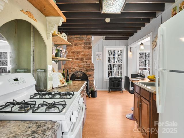 90 Davidson Gap Road, Leicester, NC 28748