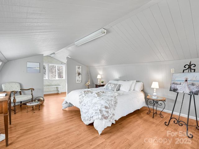 90 Davidson Gap Road, Leicester, NC 28748