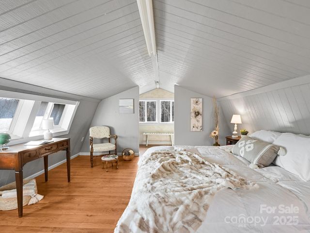 90 Davidson Gap Road, Leicester, NC 28748