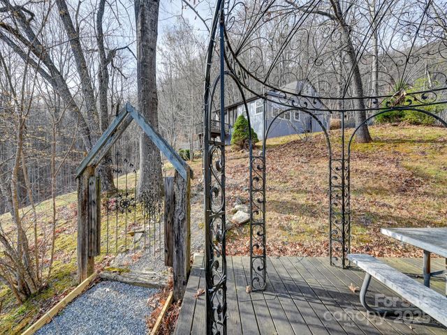 90 Davidson Gap Road, Leicester, NC 28748