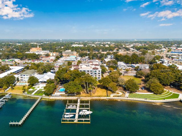 113 SE Brooks Street 501, Fort Walton Beach, FL 32548