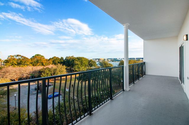 113 SE Brooks Street 501, Fort Walton Beach, FL 32548