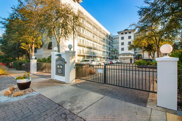 113 SE Brooks Street 501, Fort Walton Beach, FL 32548