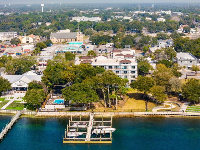 113 SE Brooks Street 501, Fort Walton Beach, FL 32548