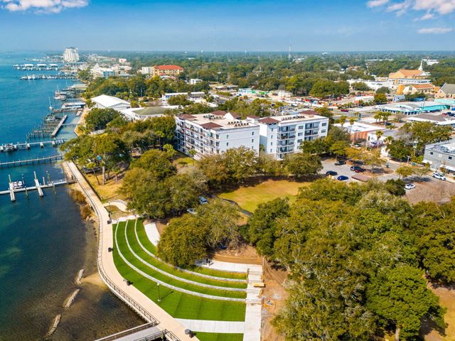 113 SE Brooks Street 501, Fort Walton Beach, FL 32548