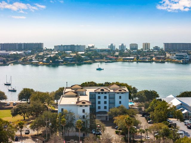 113 SE Brooks Street 501, Fort Walton Beach, FL 32548