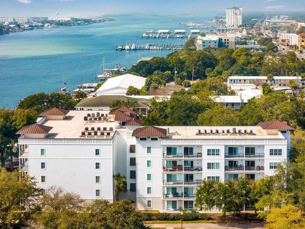 113 SE Brooks Street 501, Fort Walton Beach, FL 32548