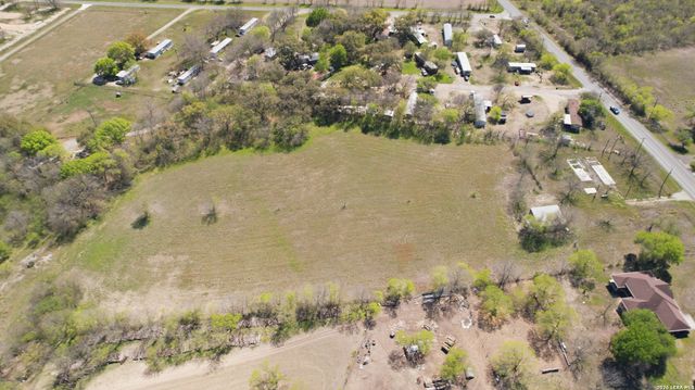 901 Fm 1620, Seguin, TX 78155