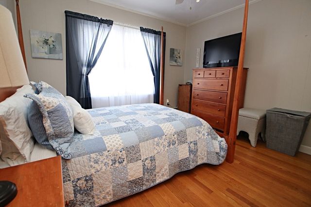 348 Lynn Fells Parkway, Saugus, MA 01906