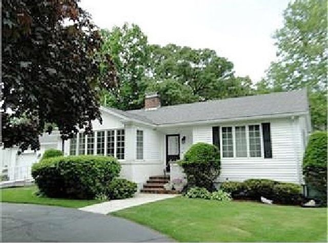 348 Lynn Fells Parkway, Saugus, MA 01906