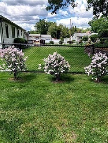 348 Lynn Fells Parkway, Saugus, MA 01906