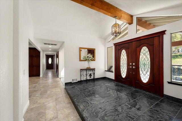 7955 Bullard Dr, Newcastle, CA 95658