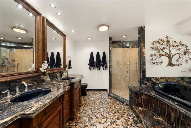 7955 Bullard Dr, Newcastle, CA 95658