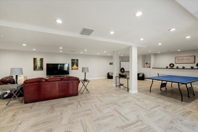 7955 Bullard Dr, Newcastle, CA 95658