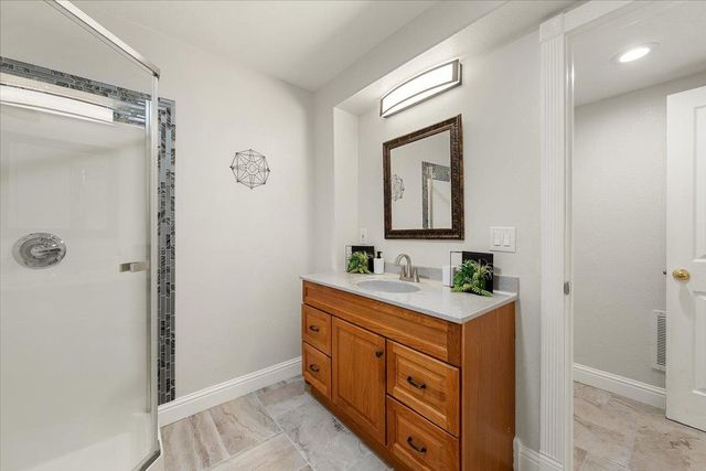 7955 Bullard Dr, Newcastle, CA 95658