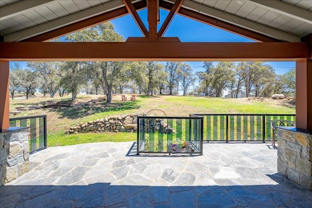 7955 Bullard Dr, Newcastle, CA 95658