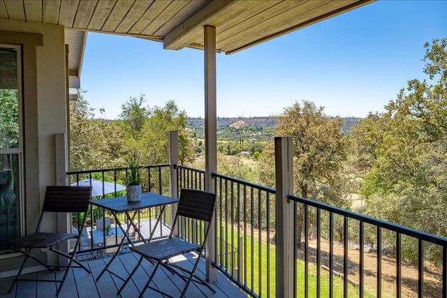 7955 Bullard Dr, Newcastle, CA 95658