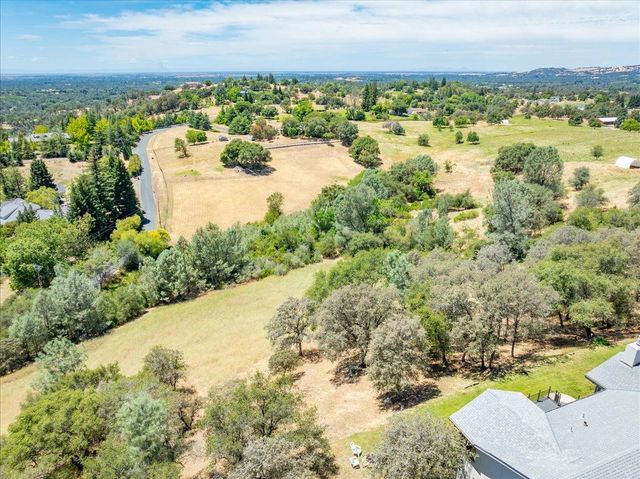 7955 Bullard Dr, Newcastle, CA 95658