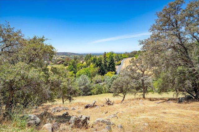 7955 Bullard Dr, Newcastle, CA 95658