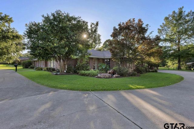 612 W Coke Rd, Winnsboro, TX 75494