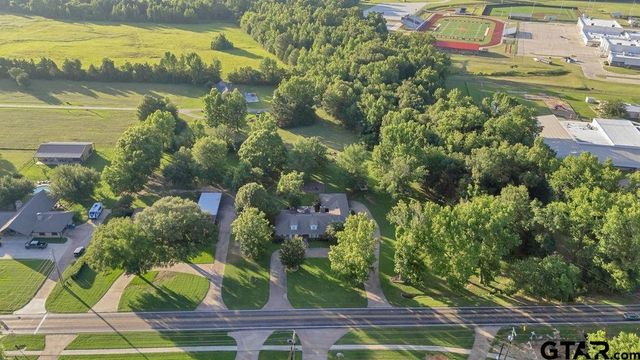 612 W Coke Rd, Winnsboro, TX 75494