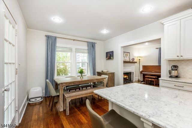 19 Forest Ave, Verona Twp., NJ 07044