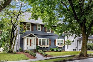 19 Forest Ave, Verona Twp., NJ 07044