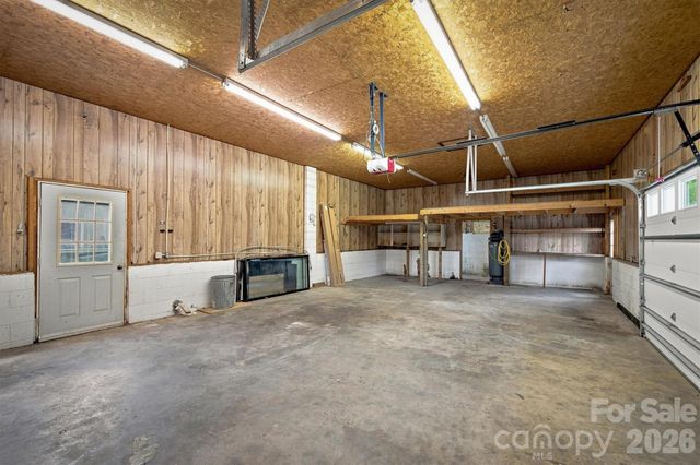 4928 Northcrest Street, Claremont, NC 28610