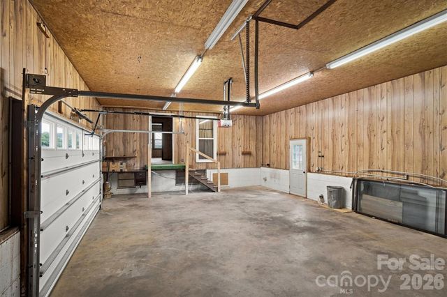 4928 Northcrest Street, Claremont, NC 28610