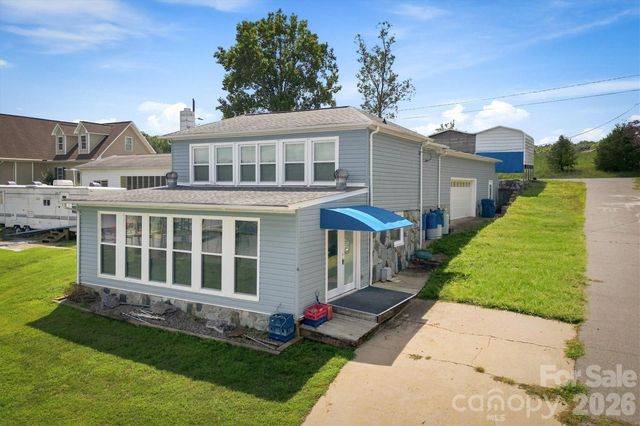 4928 Northcrest Street, Claremont, NC 28610