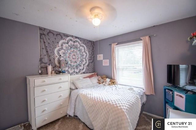7413 S 76th Avenue, La Vista, NE 68128