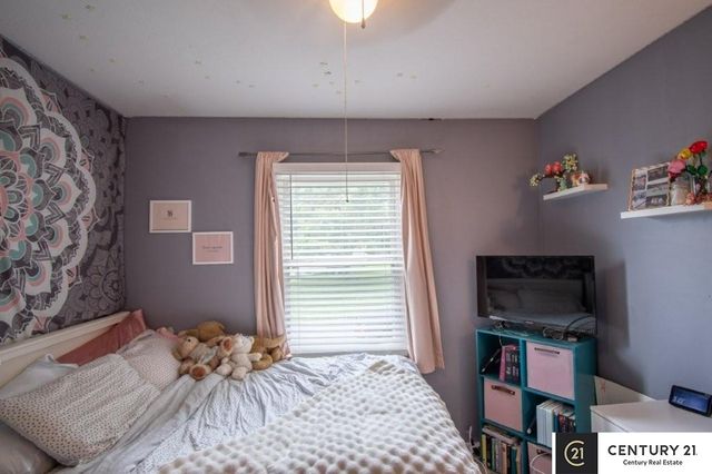 7413 S 76th Avenue, La Vista, NE 68128