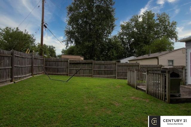 7413 S 76th Avenue, La Vista, NE 68128