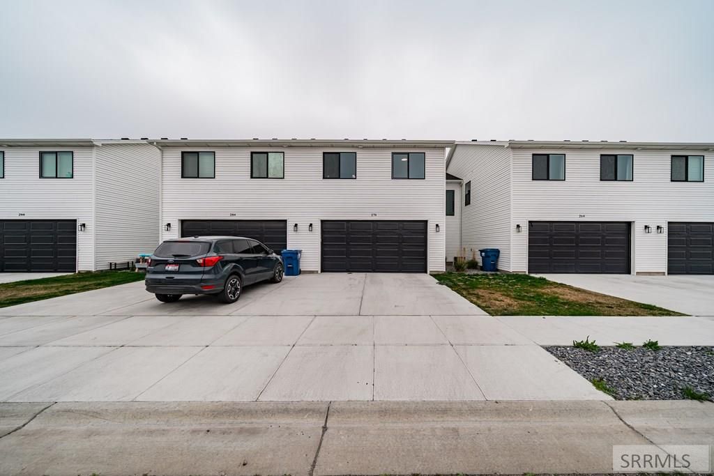 Image 32 of property listing at 274 W 4th S, Sugar City, ID 83448