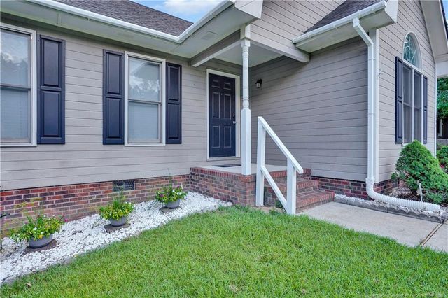 334 Porterfield Court, Fayetteville, NC 28301