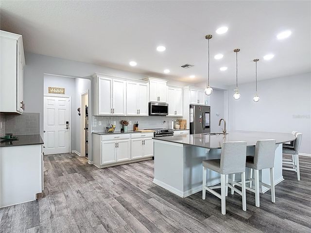 1807 WESTERHAM AVENUE, St Cloud, FL 34771