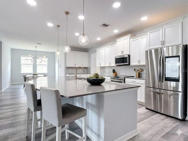 1807 WESTERHAM AVENUE, St Cloud, FL 34771