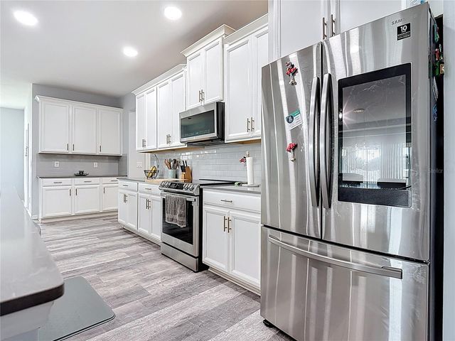 1807 WESTERHAM AVENUE, St Cloud, FL 34771