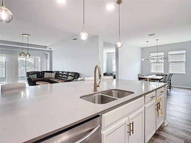 1807 WESTERHAM AVENUE, St Cloud, FL 34771