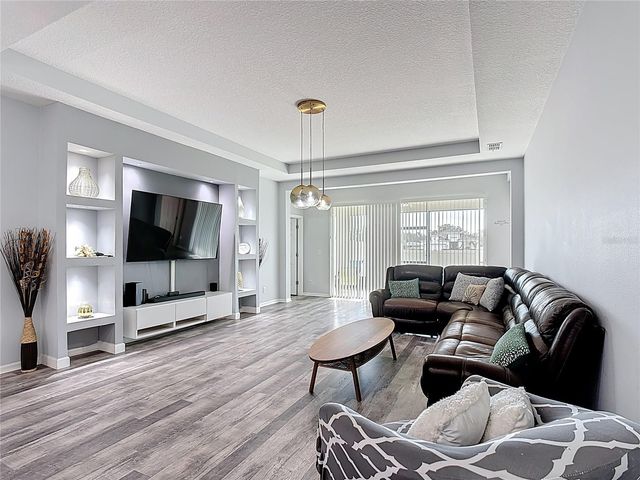 1807 WESTERHAM AVENUE, St Cloud, FL 34771