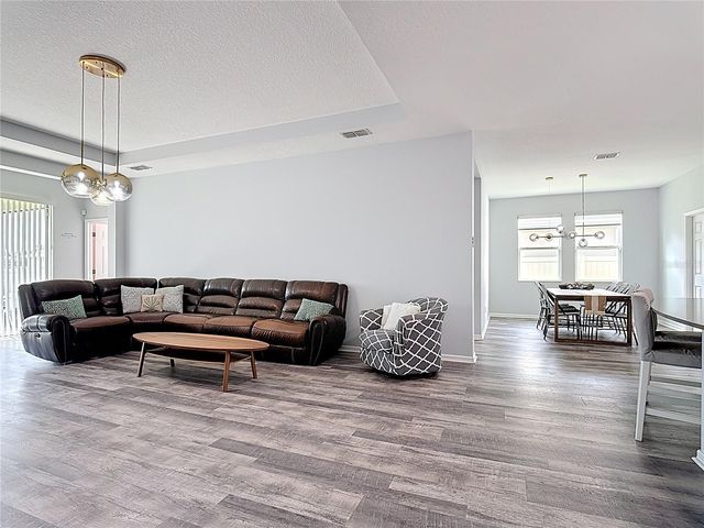 1807 WESTERHAM AVENUE, St Cloud, FL 34771