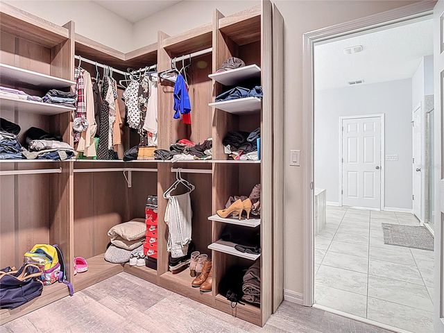 1807 WESTERHAM AVENUE, St Cloud, FL 34771