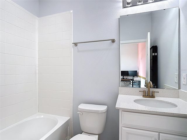 1807 WESTERHAM AVENUE, St Cloud, FL 34771