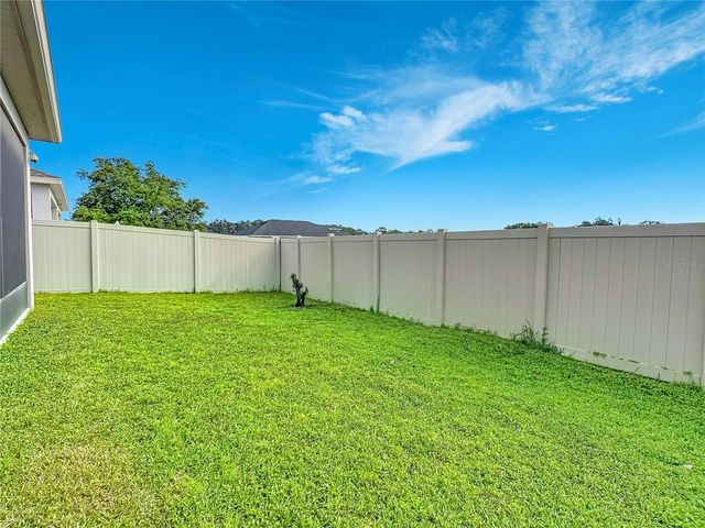 1807 WESTERHAM AVENUE, St Cloud, FL 34771