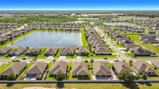 1807 WESTERHAM AVENUE, St Cloud, FL 34771