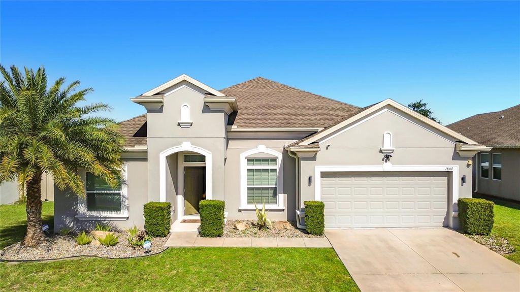 1807 WESTERHAM AVENUE, St Cloud, FL 34771