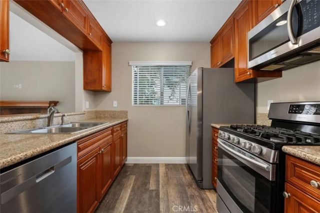 1090 Cabrillo Park, Santa Ana, CA 92701