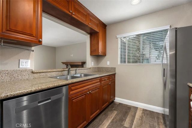 1090 Cabrillo Park, Santa Ana, CA 92701