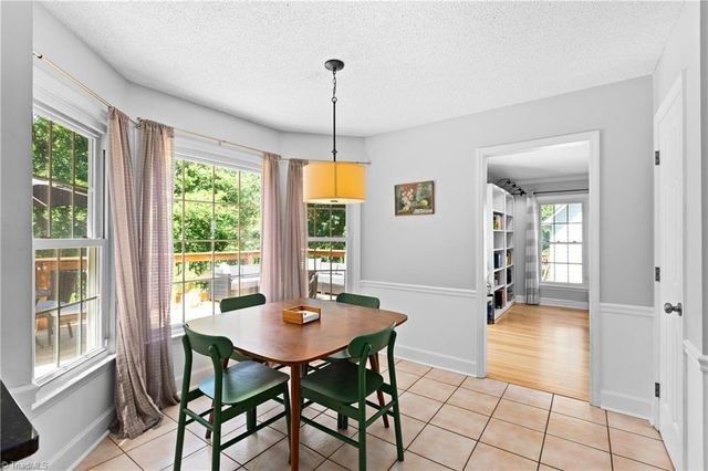 2104 Eagle Valley Court, Kernersville, NC 27284